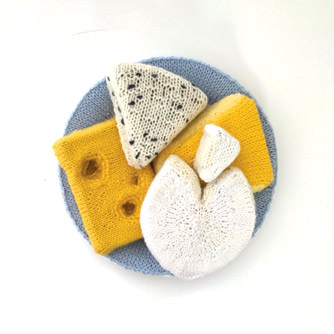 Knitted Cheese platter